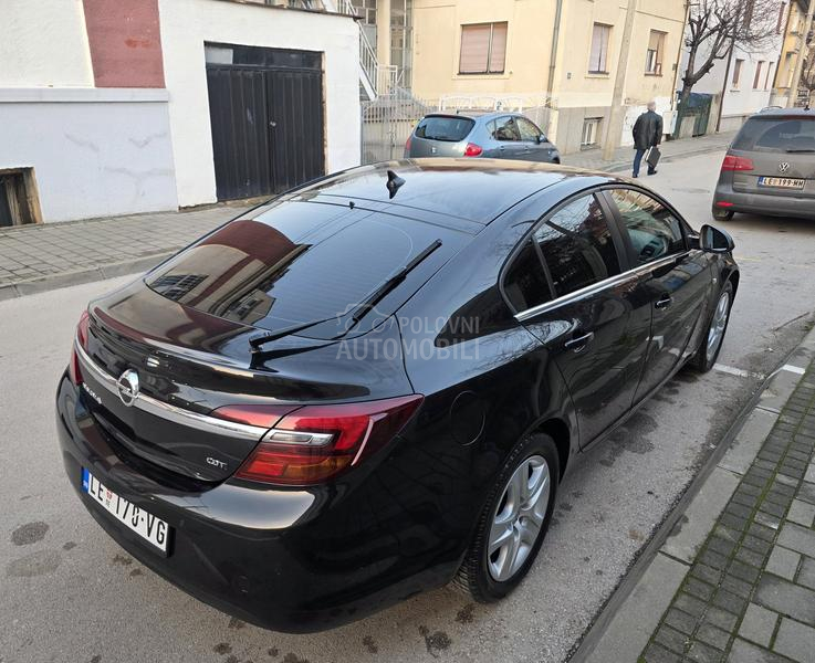 Opel Insignia 