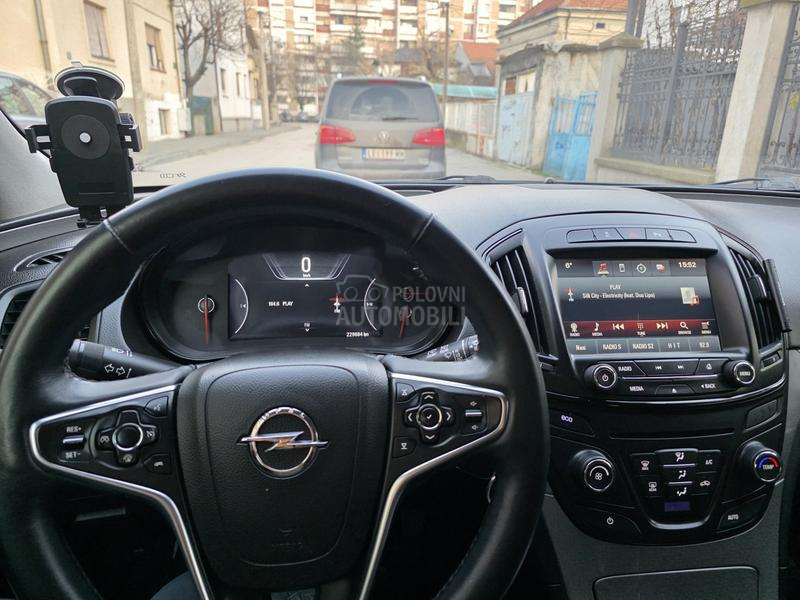Opel Insignia 