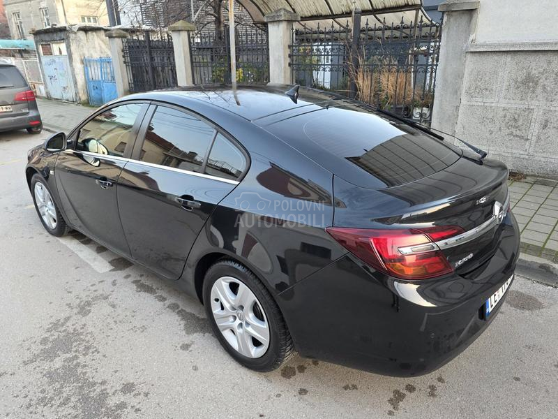 Opel Insignia 
