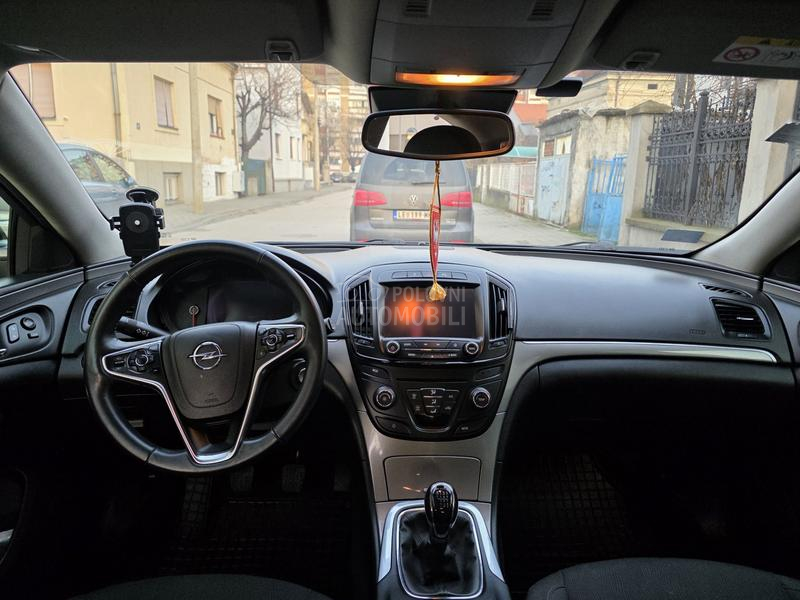 Opel Insignia 