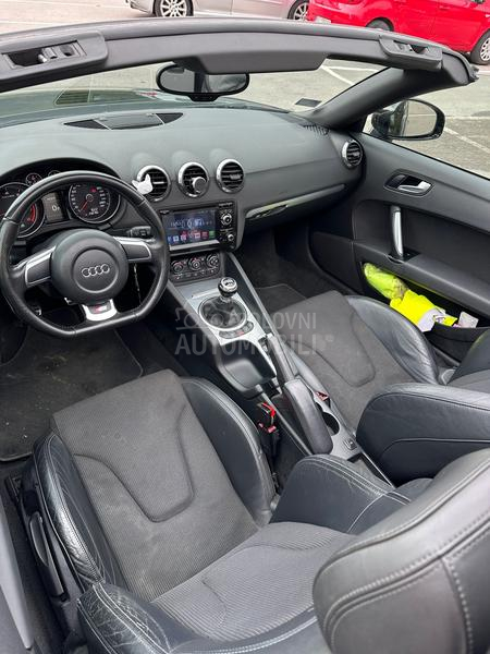 Audi TT S line