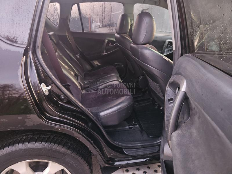 Toyota RAV 4 A.U.T.O.M.A.T.I.K