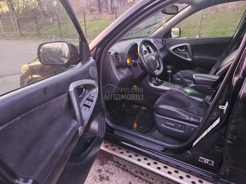 Toyota RAV 4 A.U.T.O.M.A.T.I.K