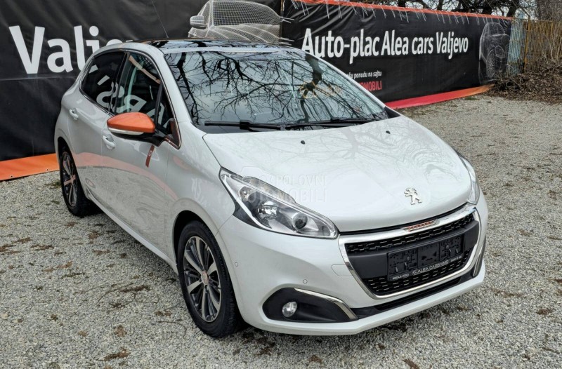Peugeot 208 Roland Garros/Automa