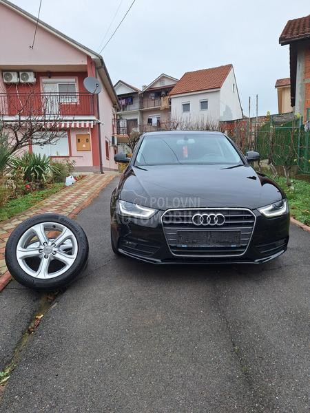 Audi A4 2.0 TDI ULTRA LED
