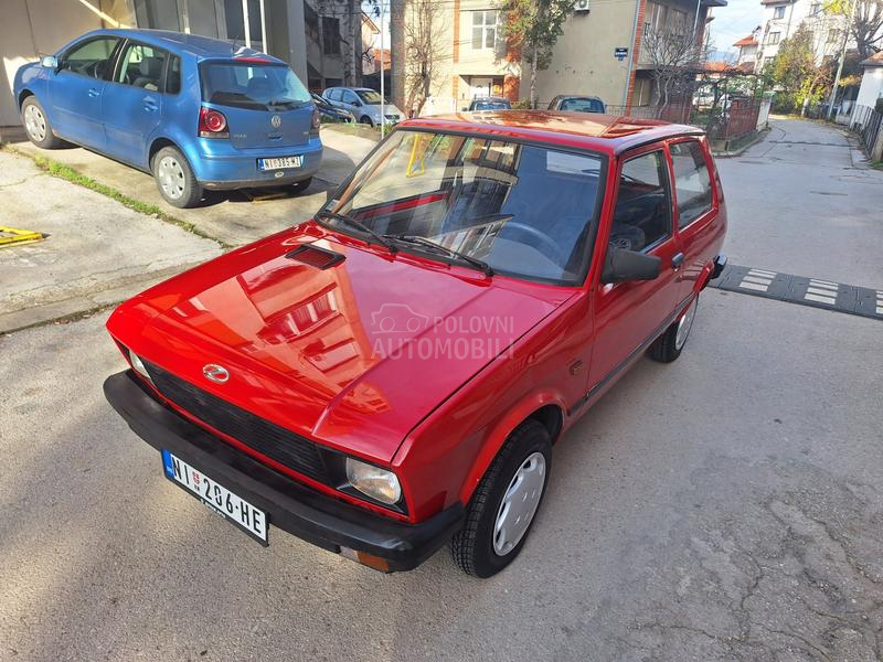 Zastava Koral VREDI POGLEDATI