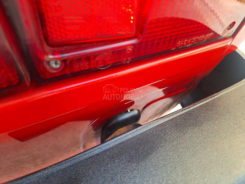 Zastava Koral VREDI POGLEDATI