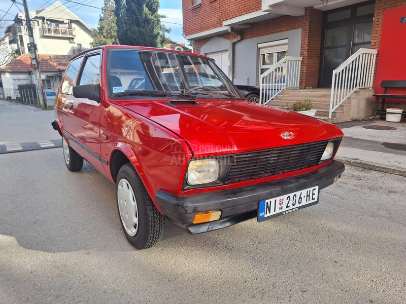 Zastava Koral VREDI POGLEDATI