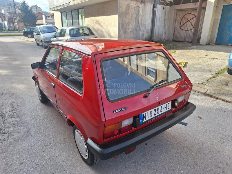 Zastava Koral VREDI POGLEDATI