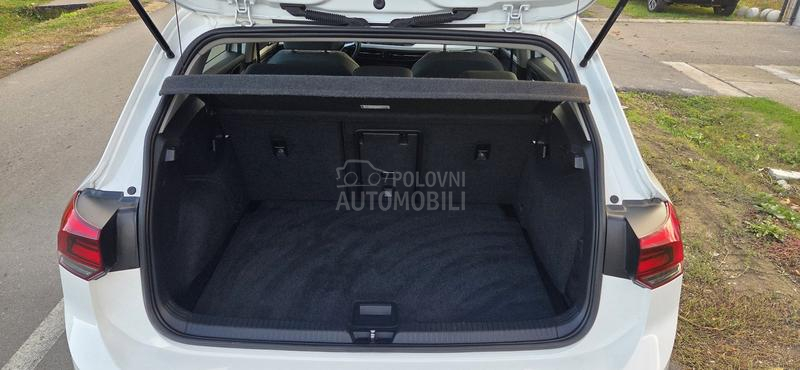 Volkswagen Golf 8 2.0 tdi dsg