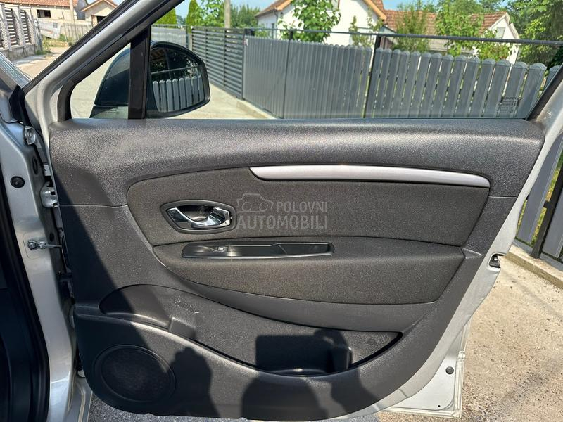 Renault Scenic 1.5 dci
