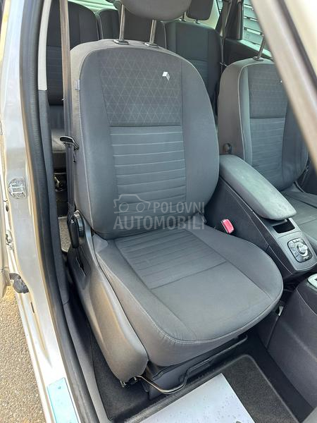 Renault Scenic 1.5 dci