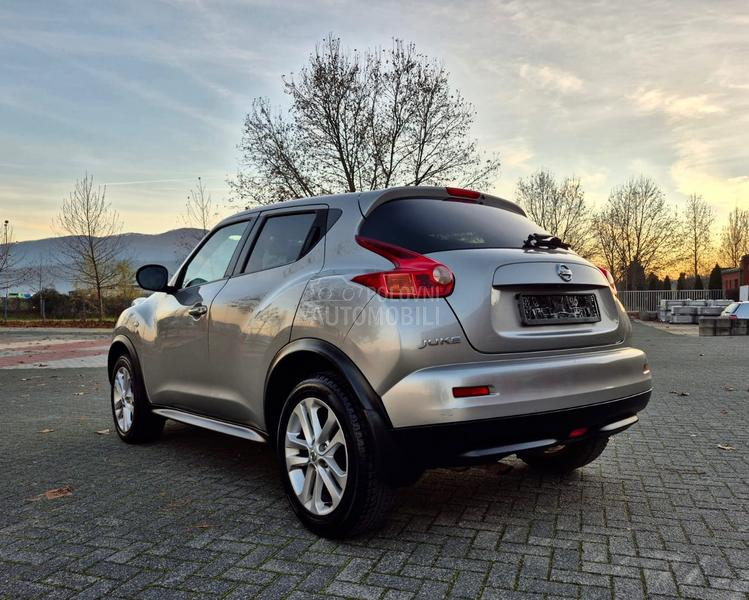 Nissan Juke 1.6//TEKNA//NAV//