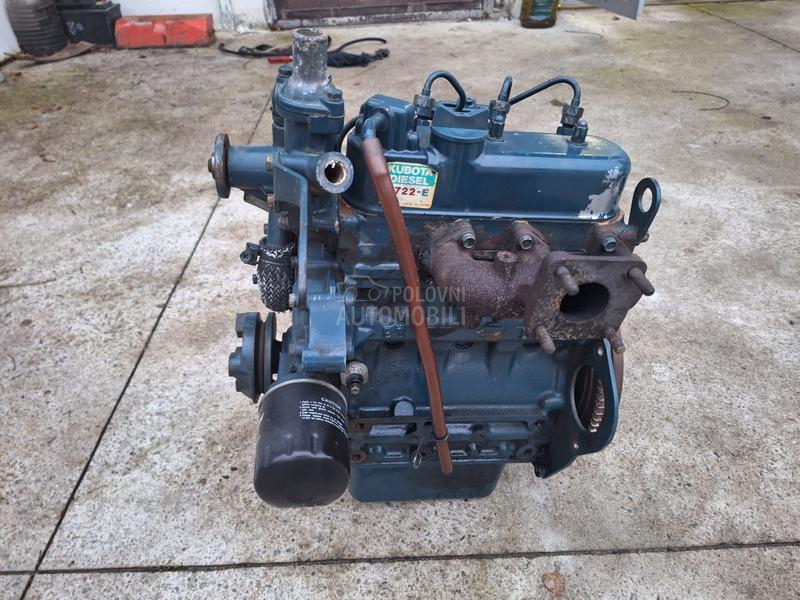 KUBOTA 722 kompletan ispravan