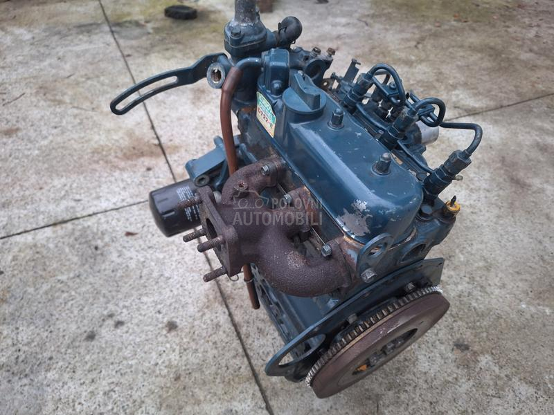 KUBOTA 722 kompletan ispravan