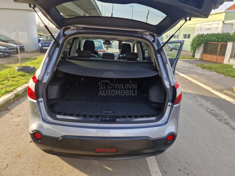 Nissan Qashqai + 2 1.6 Dci Acenta