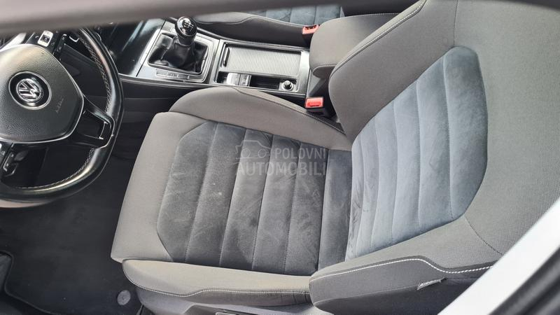 Volkswagen Golf 7 1.6TDI  HIGHLINE