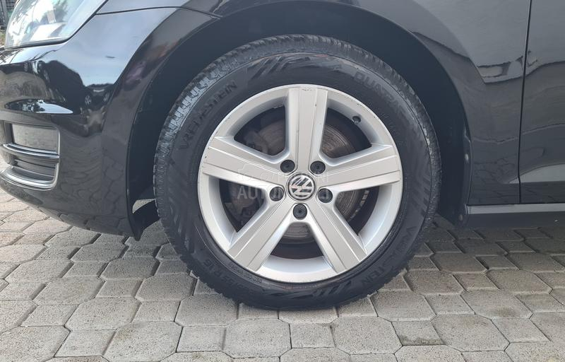 Volkswagen Golf 7 1.6TDI  HIGHLINE