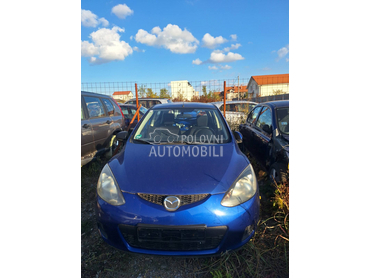 ceo auto za delove za Mazda 2