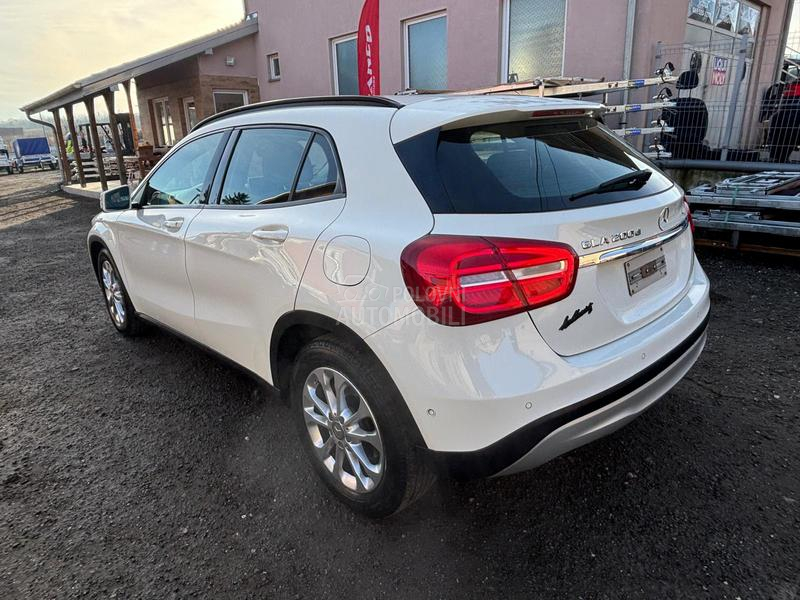 Mercedes Benz GLA 200 4 matic  Ch