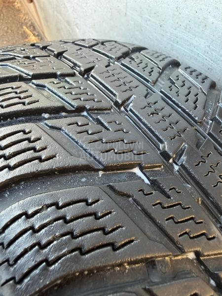 Nokian 225/65 R17 Zimska