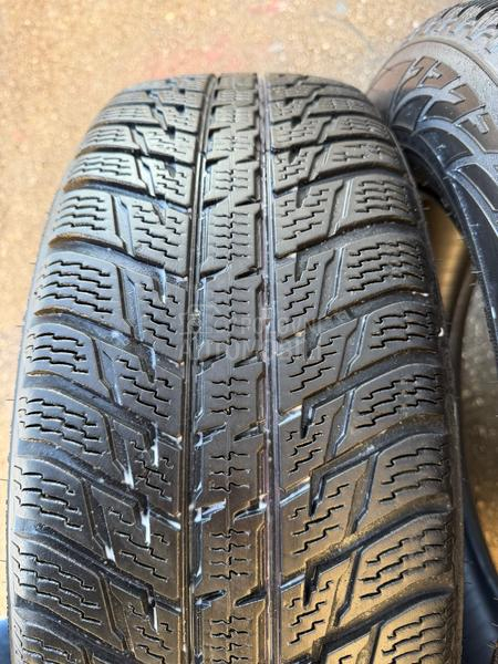 Nokian 225/65 R17 Zimska