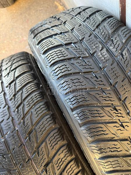 Nokian 225/65 R17 Zimska