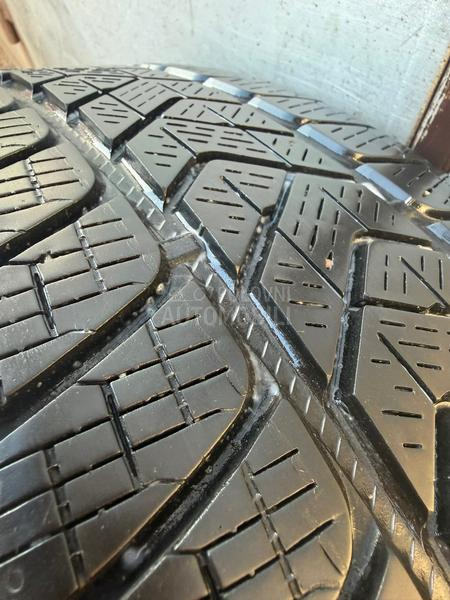 Pirelli 225/65 R17 Zimska