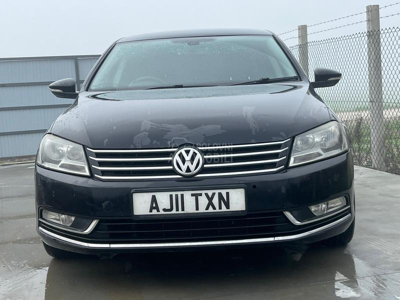 Kompletan auto u delovima