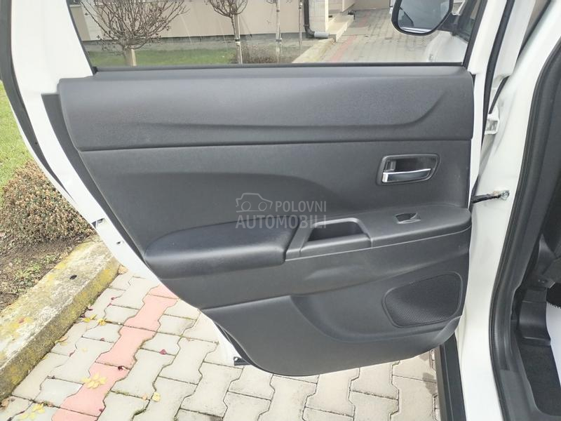 Mitsubishi ASX 1.8 NOV NOV