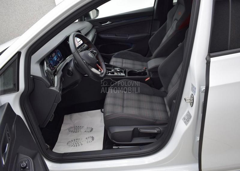 Volkswagen Golf 8 GTI