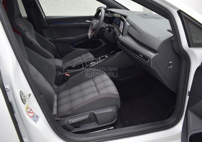 Volkswagen Golf 8 GTI