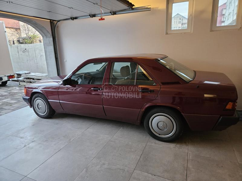 Mercedes Benz 190 2.5 D