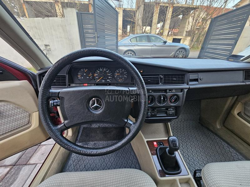 Mercedes Benz 190 2.5 D