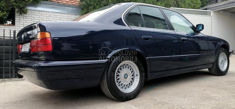 BMW 520 e34