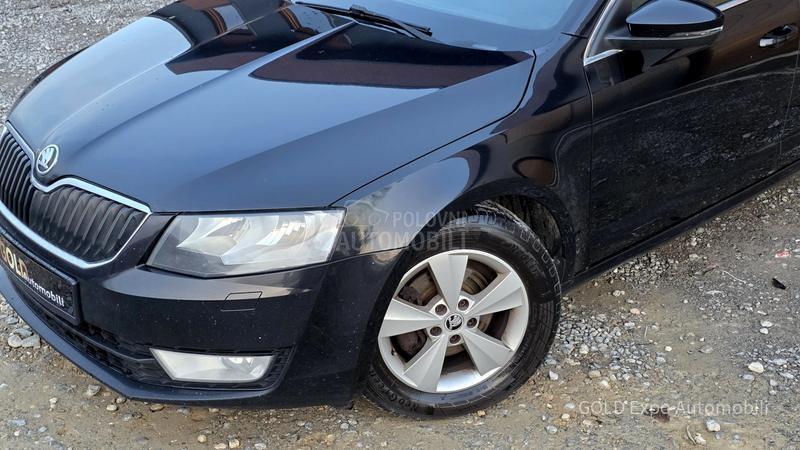 Škoda Octavia 2.0 TDi DSG ELEGANCE