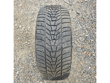 Hankook 225/45 R19 Zimska