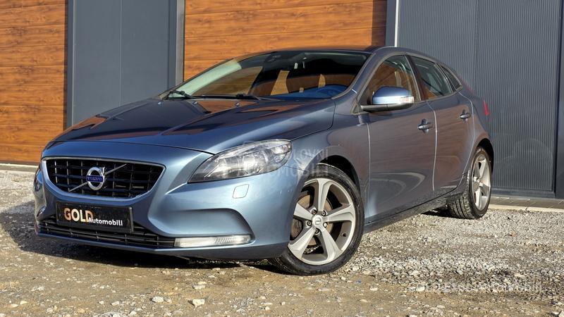 Volvo V40 1.6 D2 OCEAN RACE