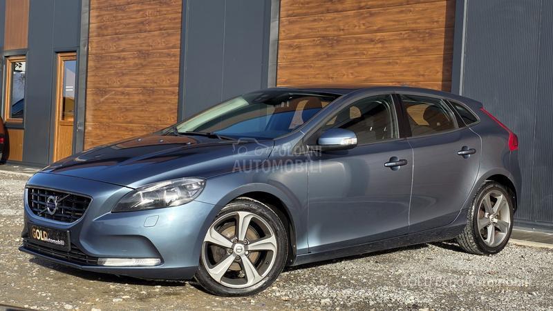 Volvo V40 1.6 D2 OCEAN RACE