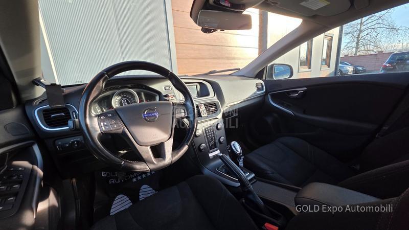 Volvo V40 1.6 D2 OCEAN RACE