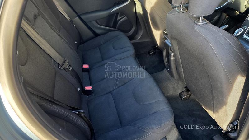 Volvo V40 1.6 D2 OCEAN RACE