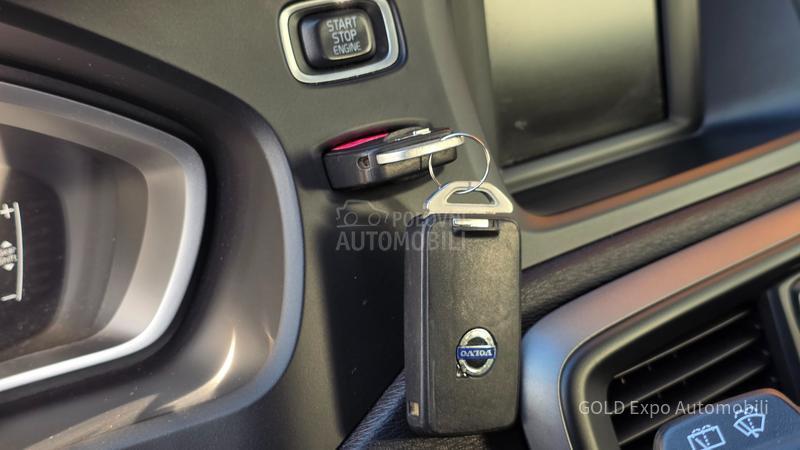 Volvo V40 1.6 D2 OCEAN RACE