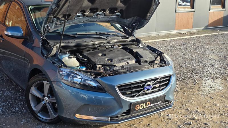 Volvo V40 1.6 D2 OCEAN RACE