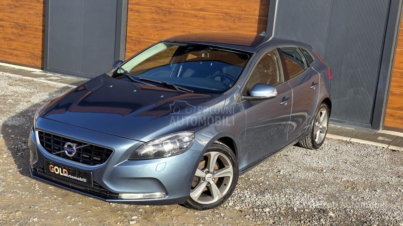 Volvo V40 1.6 D2 OCEAN RACE