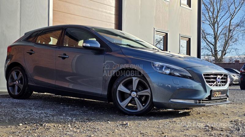 Volvo V40 1.6 D2 OCEAN RACE