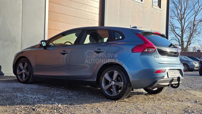Volvo V40 1.6 D2 OCEAN RACE