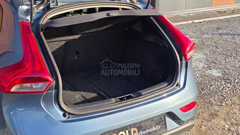 Volvo V40 1.6 D2 OCEAN RACE