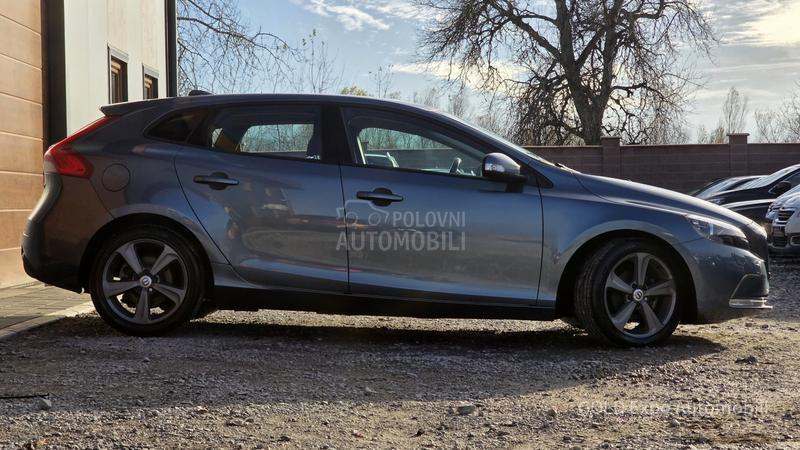 Volvo V40 1.6 D2 OCEAN RACE