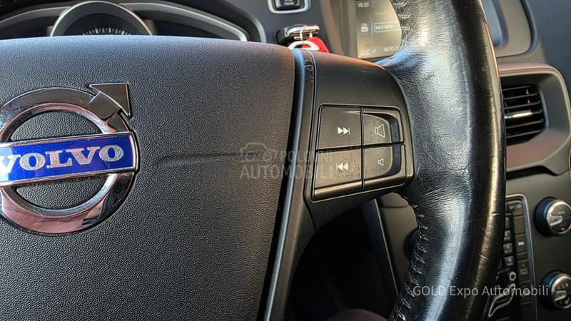 Volvo V40 1.6 D2 OCEAN RACE