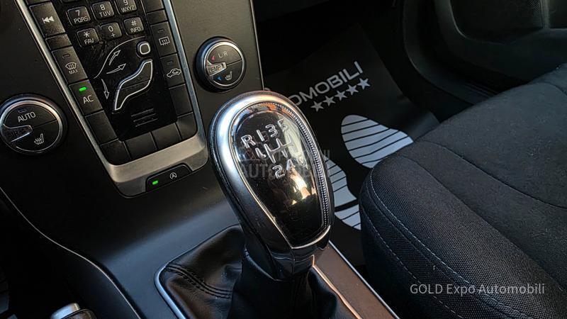 Volvo V40 1.6 D2 OCEAN RACE